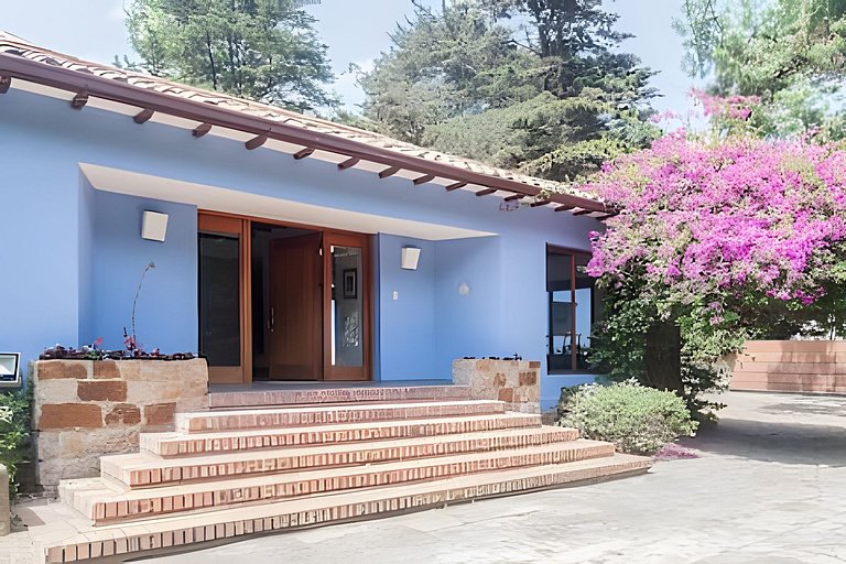 Blue House - Luxury Bogota Home